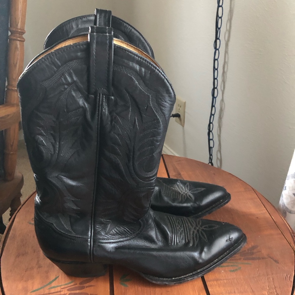Tony Llama cowboy Boots- Black 12D western made in USA Texas embroidered